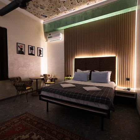 Local Hotel Tashkent Esterno foto